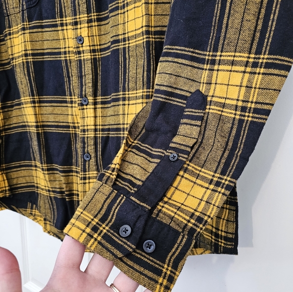 14. Men's Midweight Flannel Button-Down Shirt - Goodfellow & Co - Picture 9 of 9